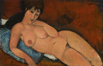 Amedeo Modigliani Painting - desnudo sobre un cojín azul Amedeo Modigliani